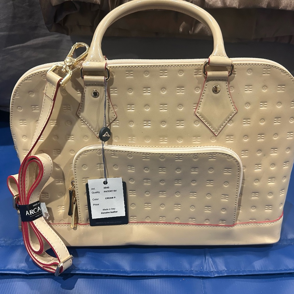 Arca Beige Satchel with Red Accents